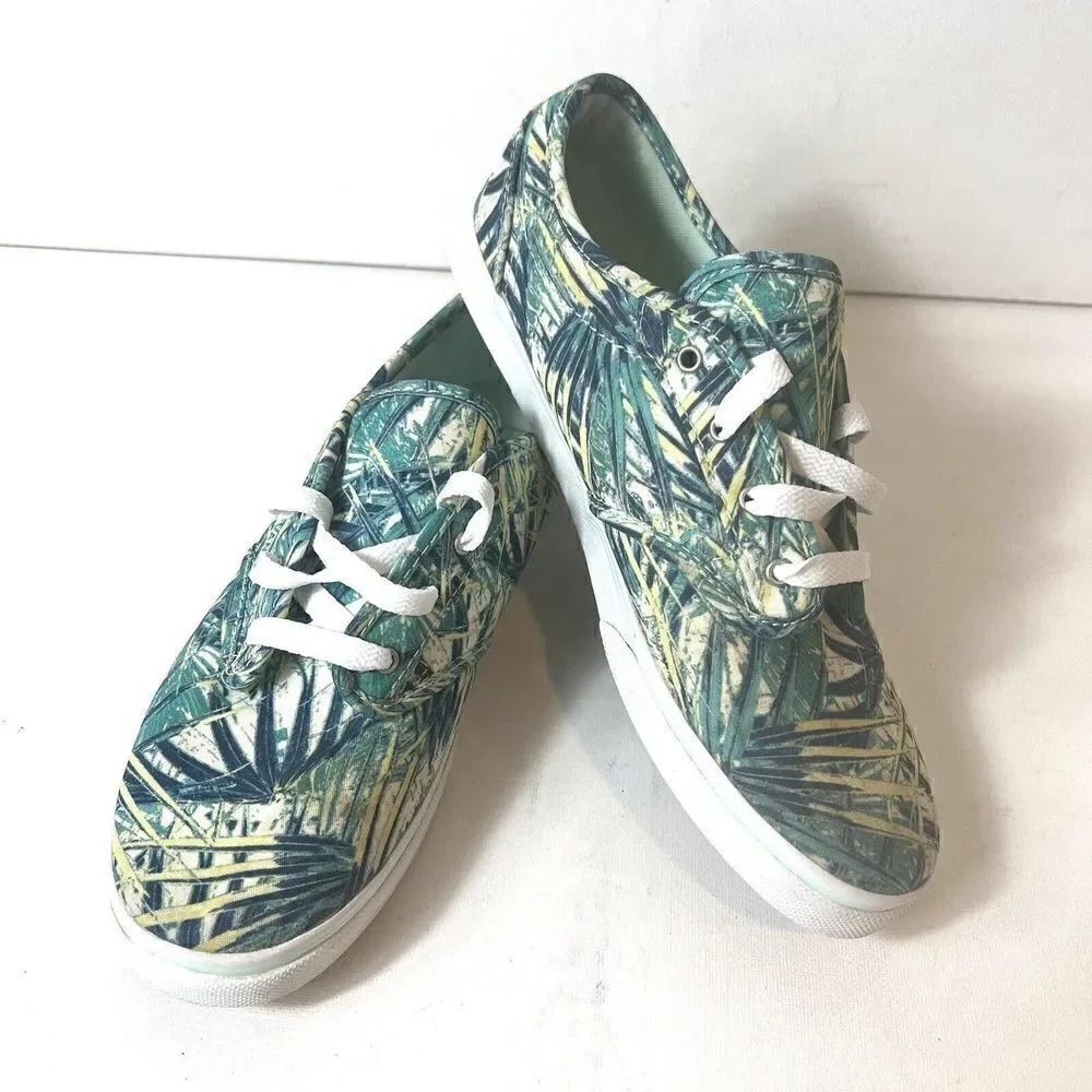 Vans Women's Missy 5.5 Green Tropical Print Low Top Lace Up Sneakers Skate Shoes